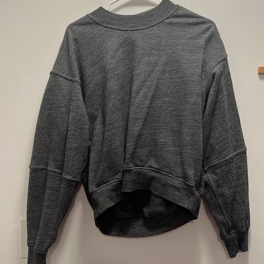Lululemon X Soul cycle crewneck